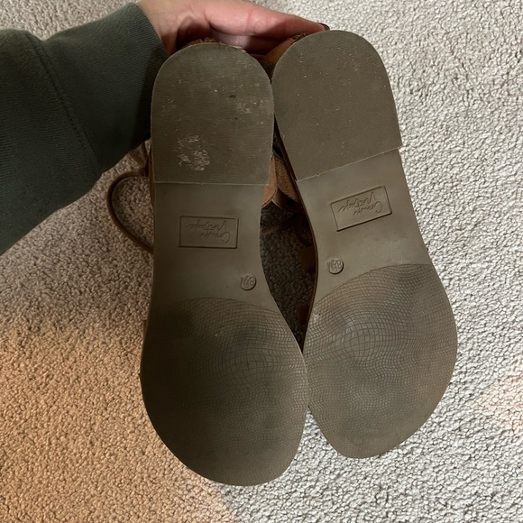 Sandals - Picture 4 of 4